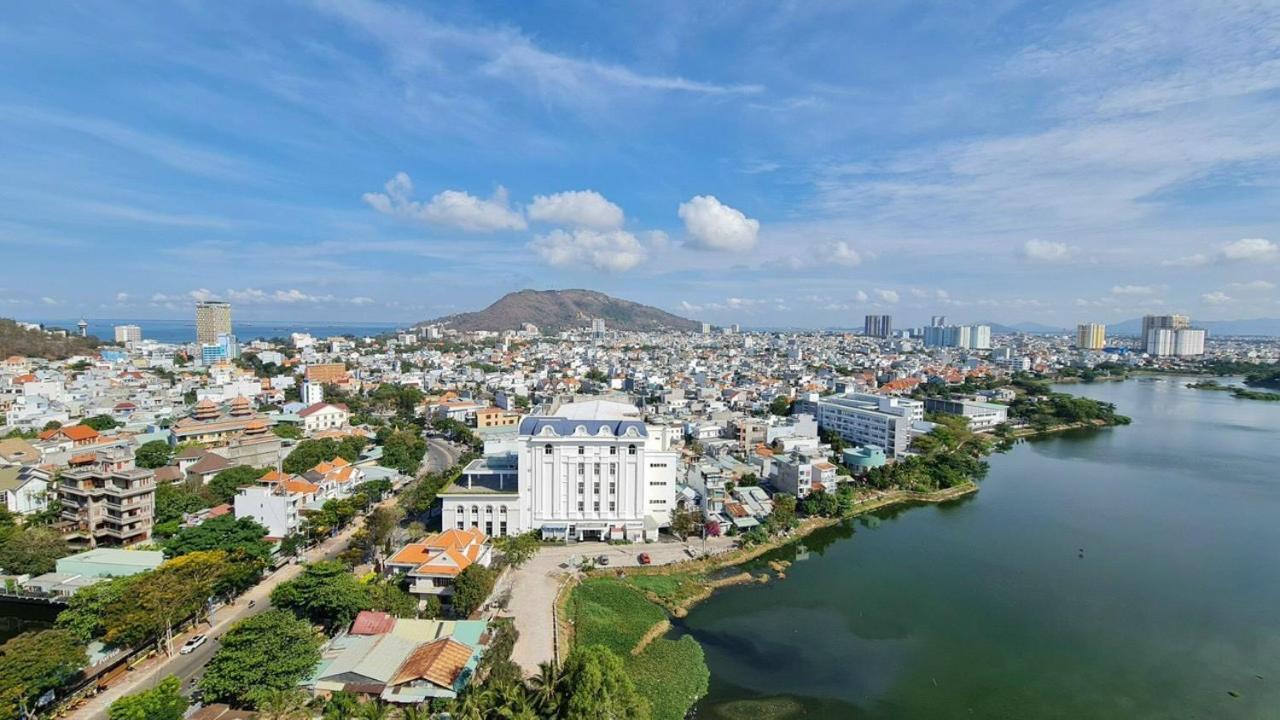 The Luxury Palm Home Vung Tau Exterior photo